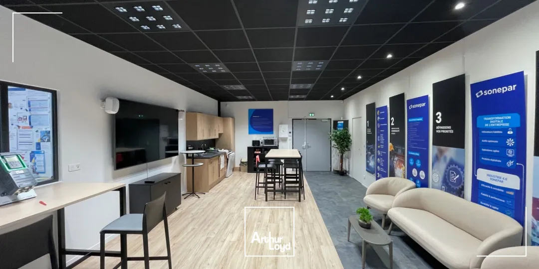 Locaux d'activité & Entrepôts - Location - VENETTE - 60280 - 135-416 - 7782326