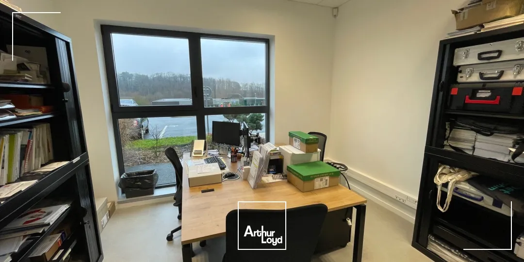 Locaux d'activité & Entrepôts - Location - VENETTE - 60280 - 135-416 - 7782323