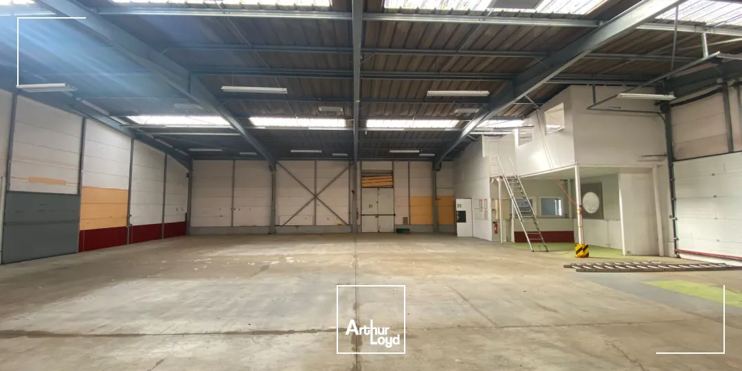 Locaux d'activité & Entrepôts - Location - LARMOR PLAGE - 56260 - 400-400 - 7782633