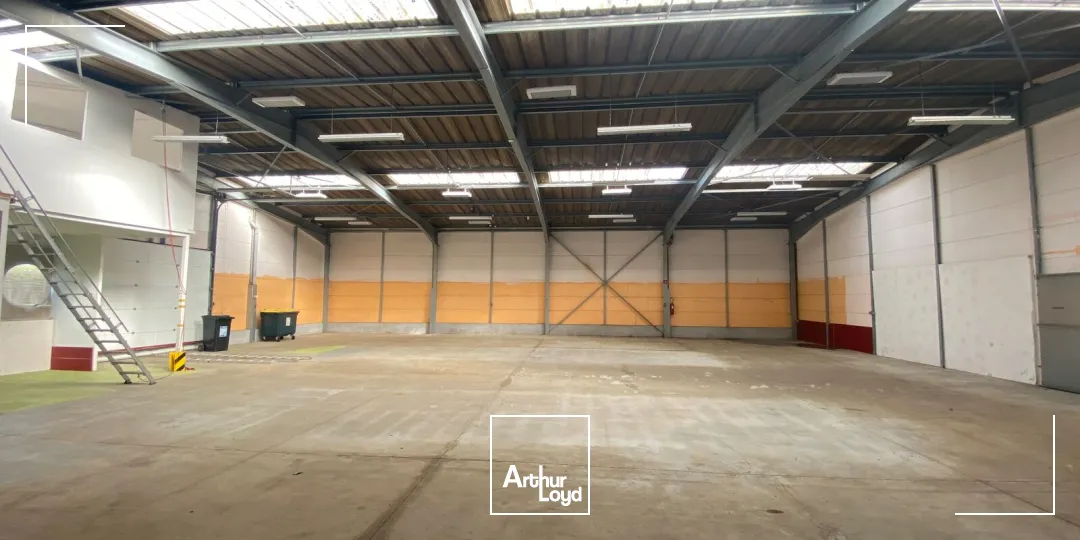 Locaux d'activité & Entrepôts - Location - LARMOR PLAGE - 56260 - 400-400 - 7782634