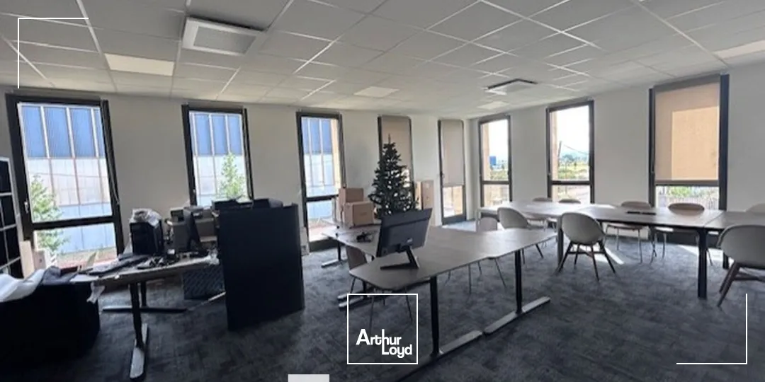 Locaux d'activité & Entrepôts - Location - GENAS - 69740 - 3741.8-3741.8 - 7782963