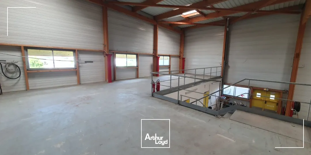 Locaux d'activité & Entrepôts - Location - CAUDAN - 56850 - 2078.5-2078.5 - 7783401