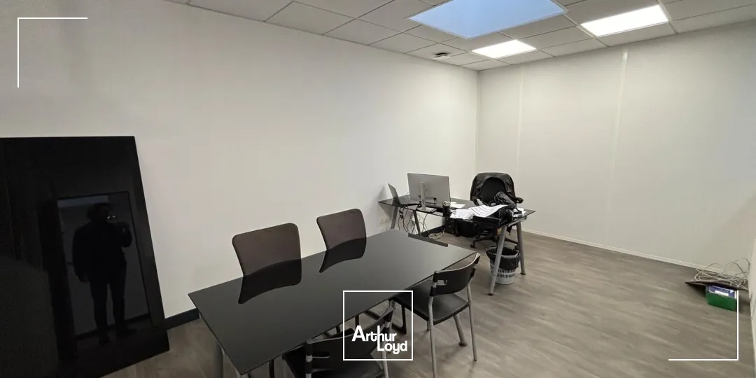 Locaux d'activité & Entrepôts - Location - MAROMME - 76150 - 361-361 - 7783587