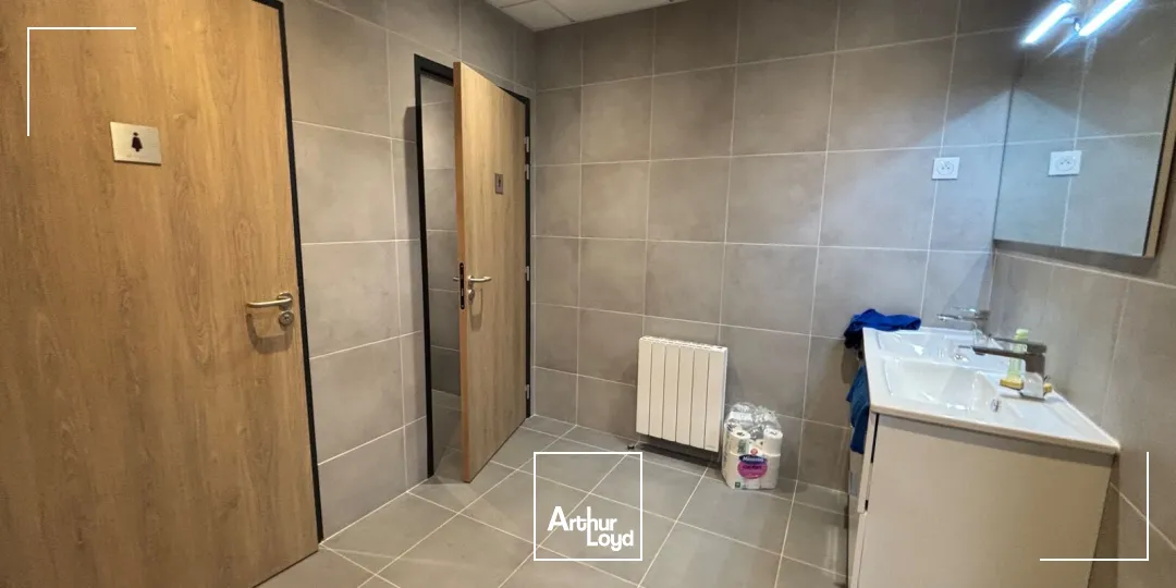 Locaux d'activité & Entrepôts - Location - MAROMME - 76150 - 361-361 - 7783594