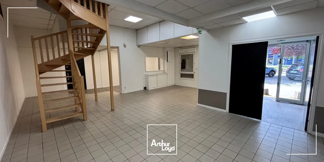 Locaux d'activité & Entrepôts - Location - ROUEN - 76000 - 819-819 - 7783609