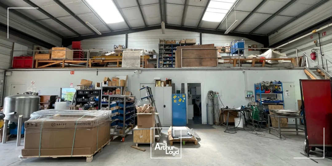 Locaux d'activité & Entrepôts - Location - LA BONNEVILLE SUR ITON - 27190 - 600-600 - 7783716