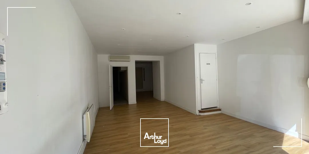 Locaux commerciaux - Location - VILLERS COTTERETS - 02600 - 160-160 - 7784278
