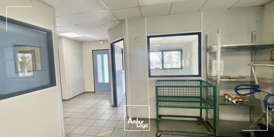 Locaux d'activité & Entrepôts - Location - ESLETTES - 76710 - 1802-1802 - 7784445