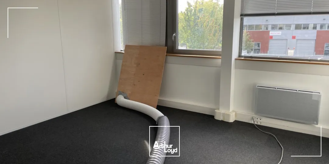Locaux d'activité & Entrepôts - Location - SAINT ETIENNE DE MONTLUC - 44360 - 366-366 - 7784596
