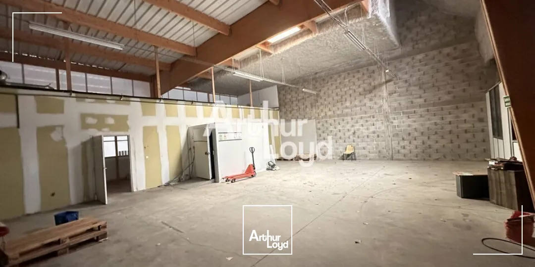 Locaux commerciaux - Location - SAINT-JOUAN-DES-GUÉRETS - 35430 - 500-500 - 7785087