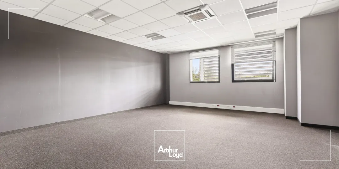 Locaux d'activité & Entrepôts - Location - AMBARES ET LAGRAVE - 33440 - 13664-13664 - 7785494