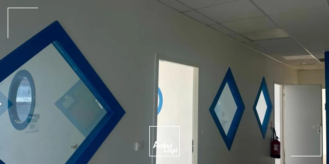 Bureaux - Location - Baie Mahault - 97122 - 0-0 - 7785976