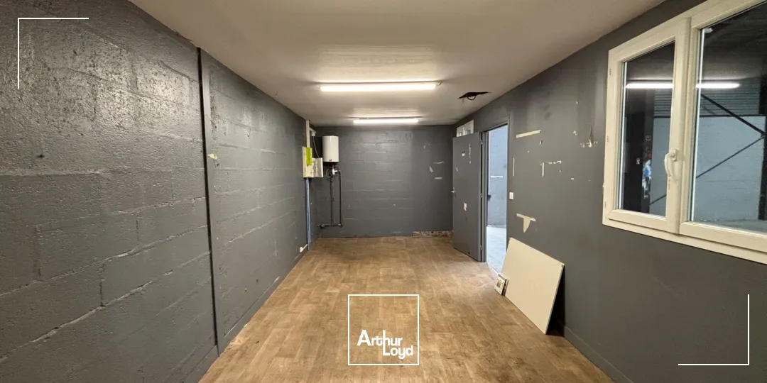 Locaux d'activité & Entrepôts - Location - LE GRAND QUEVILLY - 76120 - 300-300 - 7786402