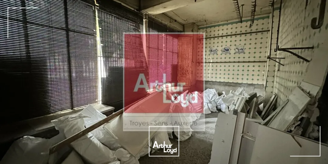 Locaux commerciaux - Location - TROYES - 10000 - 53-53 - 7788129