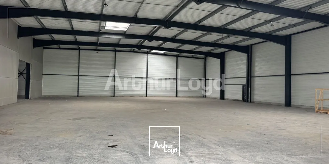 Locaux d'activité & Entrepôts - Location - LYS LEZ LANNOY - 59390 - 303-6880 - 7788620