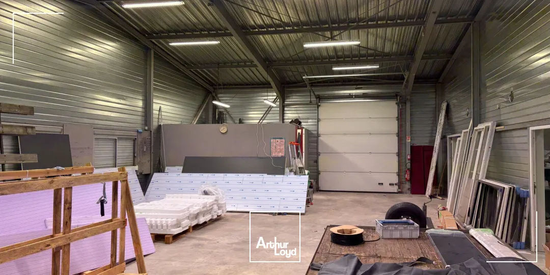 Locaux d'activité & Entrepôts - Location - LA CHAPELLE SAINT MESMIN - 45380 - 265-265 - 7788752