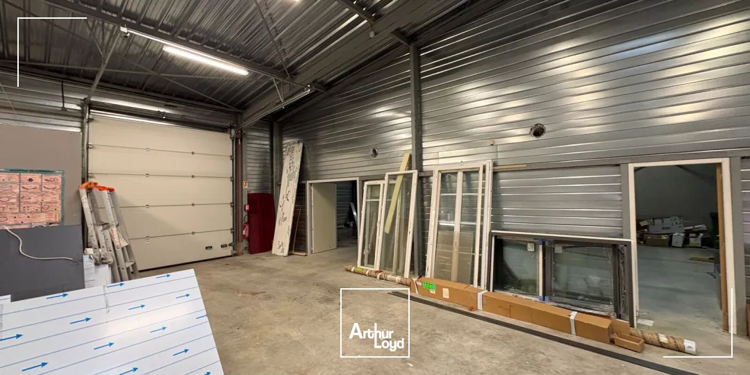 Locaux d'activité & Entrepôts - Location - LA CHAPELLE SAINT MESMIN - 45380 - 265-265 - 7788755