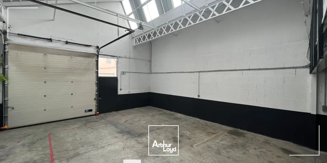 Locaux d'activité & Entrepôts - Location - VENISSIEUX - 69200 - 92-794 - 7788816