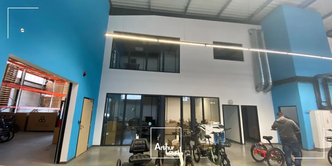 Locaux d'activité & Entrepôts - Location - MIRAMAS - 13140 - 270-1440 - 7789150