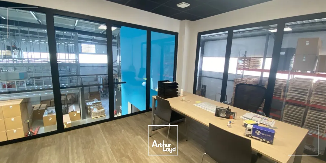 Locaux d'activité & Entrepôts - Location - MIRAMAS - 13140 - 270-1440 - 7789155