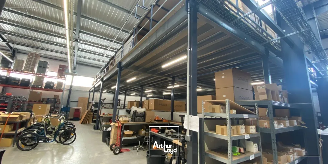Locaux d'activité & Entrepôts - Location - MIRAMAS - 13140 - 270-1440 - 7789151