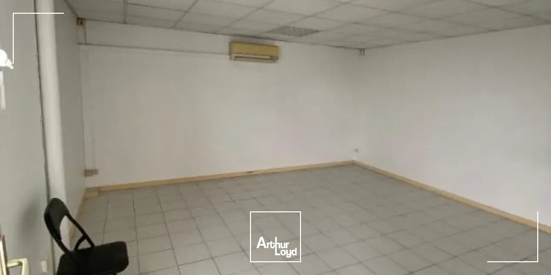 Locaux commerciaux - Location - Ducos - 97224 - 25-25 - 7789678