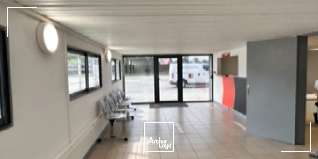 Locaux d'activité & Entrepôts - Location - Saint Laurent Du Maroni - 97320 - 325-325 - 7789675