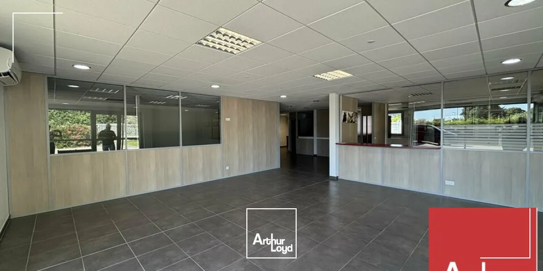 Locaux d'activité & Entrepôts - Vente - PIERRELATTE - 26700 - 979-979 - 7789730