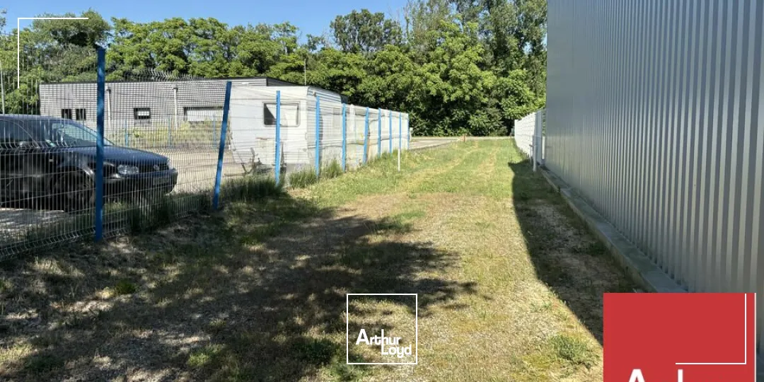 Locaux d'activité & Entrepôts - Vente - PIERRELATTE - 26700 - 979-979 - 7789732