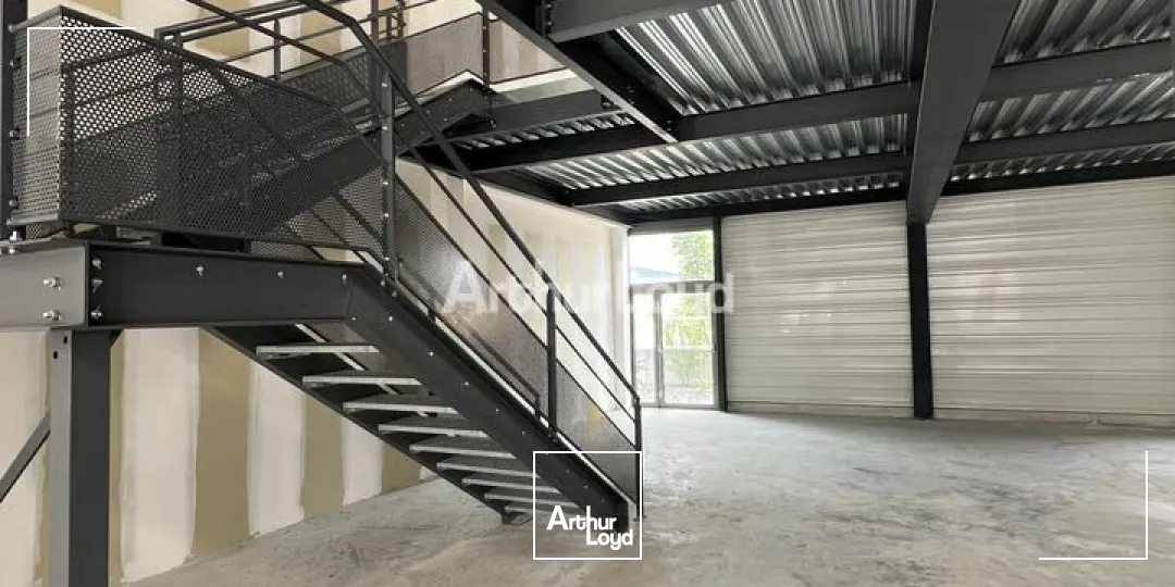 Locaux d'activité & Entrepôts - Location - SAINTE-CROIX-EN-PLAINE - 68127 - 273.74-273.74 - 7789777