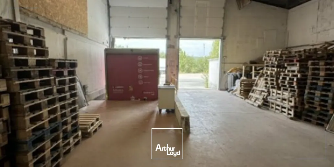 Locaux d'activité & Entrepôts - Location - TERRASSON-LAVILLEDIEU - 24120 - 2164-2164 - 7789803