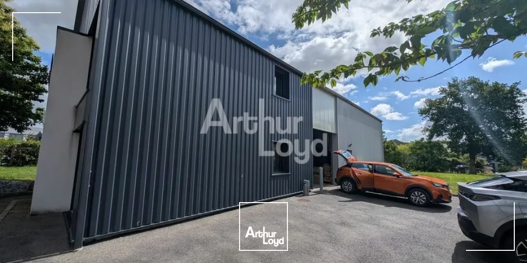 Locaux d'activité & Entrepôts - Location - LA CHAPELLE-DES-FOUGERETZ - 35520 - 345-345 - 7789949