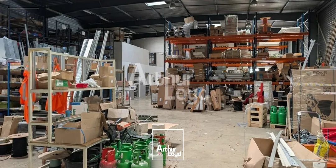 Locaux d'activité & Entrepôts - Location - LA MÉZIÈRE - 35520 - 1020-1020 - 7789961