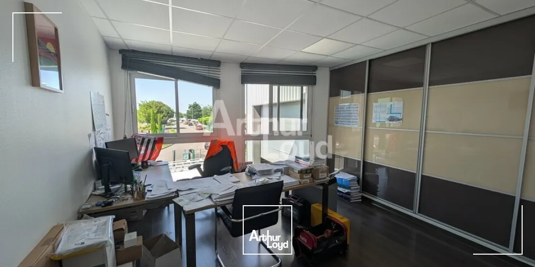 Locaux d'activité & Entrepôts - Location - LA MÉZIÈRE - 35520 - 1020-1020 - 7789957