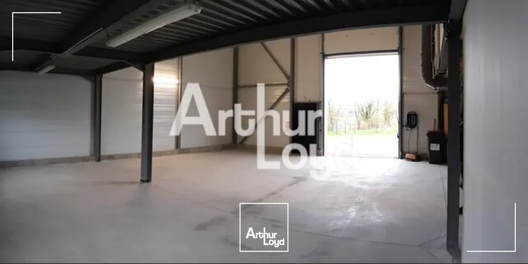 Locaux d'activité & Entrepôts - Location - NOYAL SUR VILAINE - 35530 - 200-200 - 7789965
