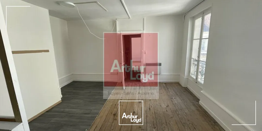 Locaux commerciaux - Vente - AUXERRE - 89000 - 86-86 - 7789988
