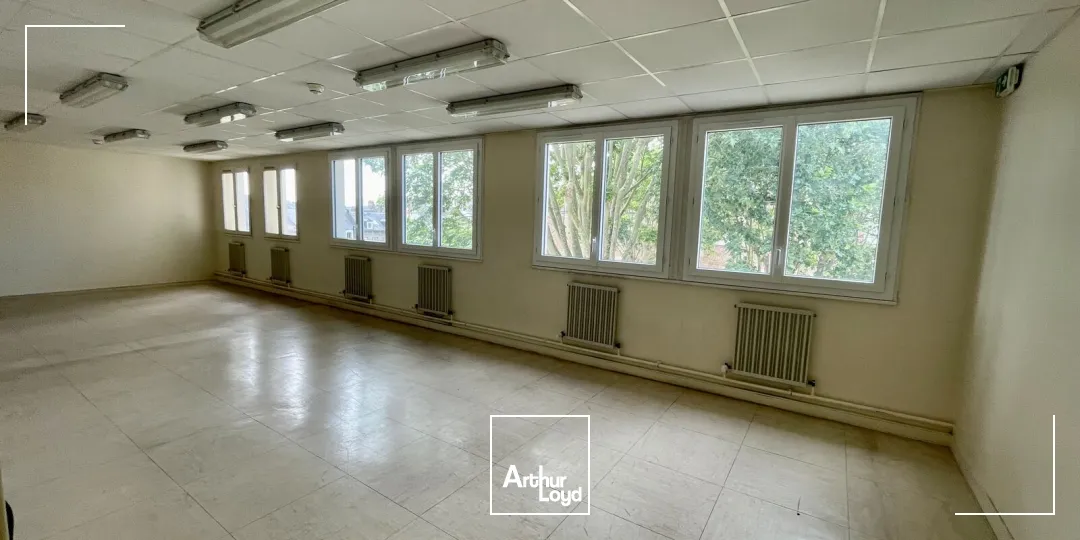 Bureaux - Location - ELBEUF - 76500 - 41-1892.99 - 7790182