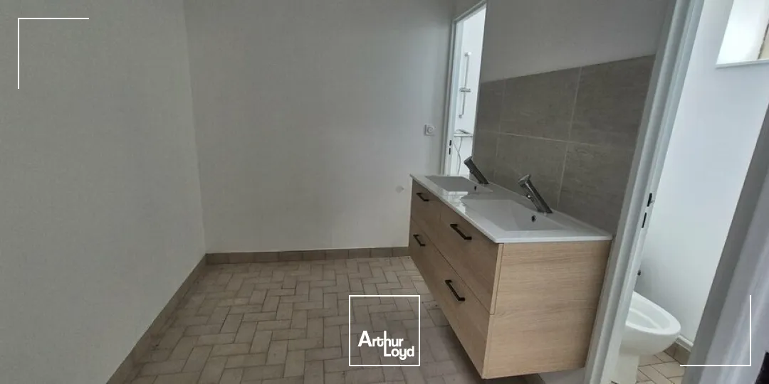 Locaux d'activité & Entrepôts - Location - FIXIN - 21220 - 670-670 - 7790812