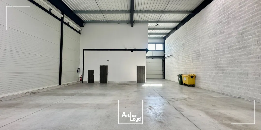 Locaux d'activité & Entrepôts - Location - GIGNAC LA NERTHE - 13180 - 276.92-276.92 - 7790919