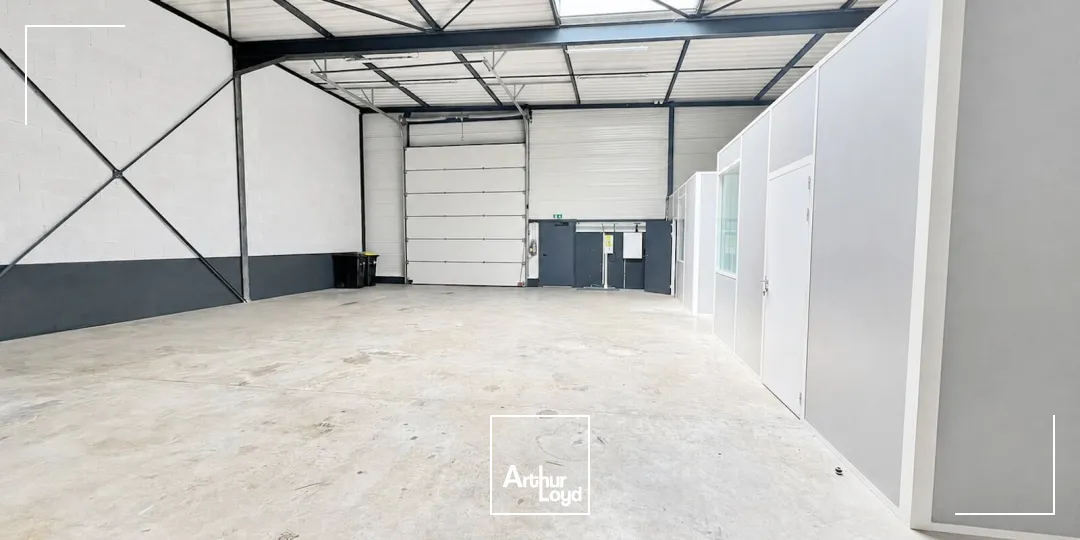 Locaux d'activité & Entrepôts - Location - SORBIERS - 42290 - 218-654 - 7791453