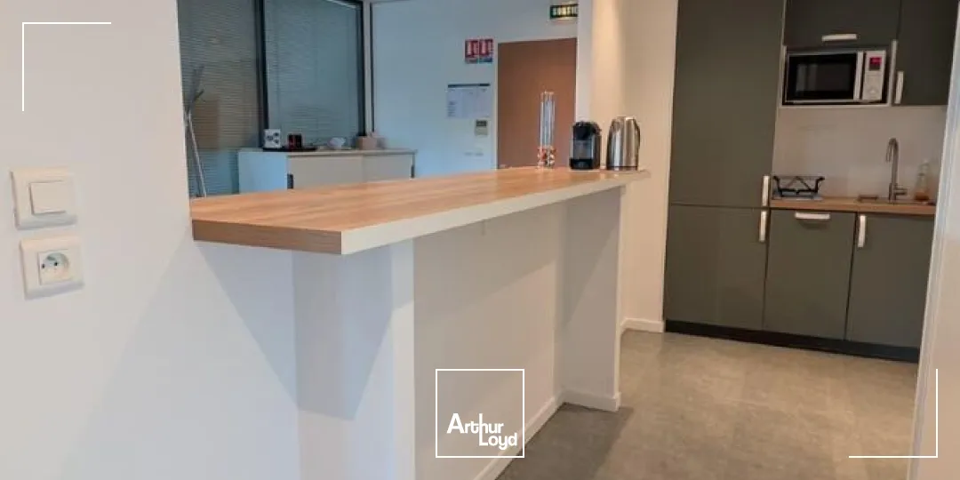Bureaux - Location - MERIGNAC - 33700 - 112.67-112.67 - 7791843