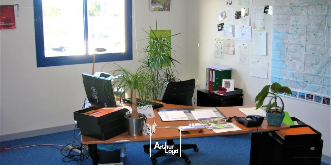 Bureaux - Location - JAUNAY CLAN - 86130 - 63.5-63.5 - 7793485