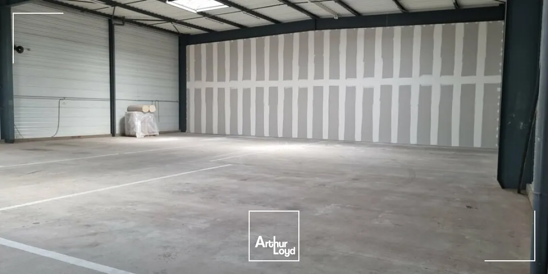 Locaux d'activité & Entrepôts - Location - POITIERS - 86000 - 400-400 - 7793483