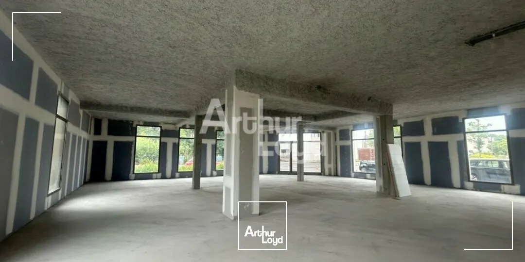 Locaux commerciaux - Vente - CHANTEPIE - 35135 - 328-328 - 7793509