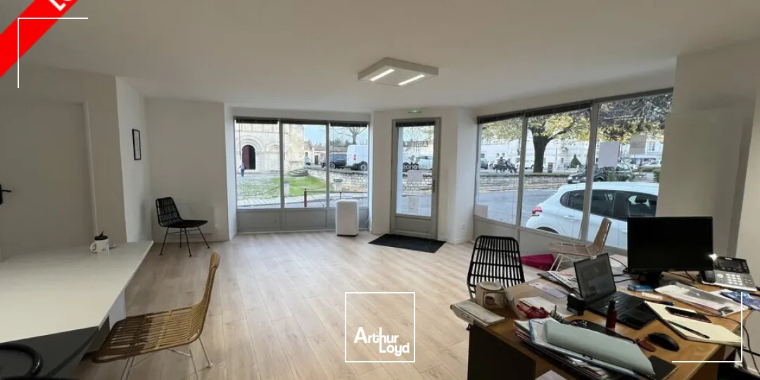 Locaux commerciaux - Location - LA COURONNE - 16400 - 62-62 - 7793707