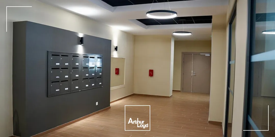 Bureaux - Vente - SANARY SUR MER - 83110 - 78.75-1081.59 - 7793961