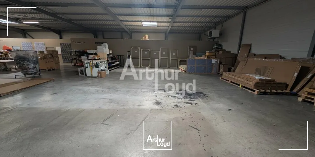 Locaux d'activité & Entrepôts - Location - MELESSE - 35520 - 260-260 - 7796055