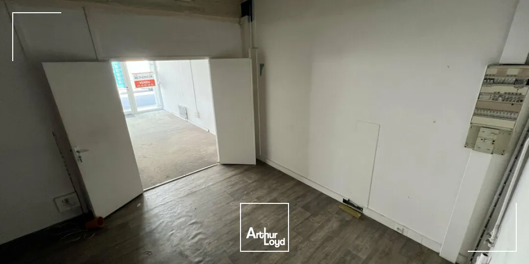 Locaux commerciaux - Vente - ANGOULÊME - 16000 - 67-67 - 7796372
