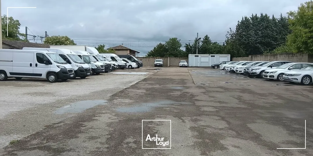 Locaux commerciaux - Vente - TOURNUS - 71700 - 200-200 - 7796825