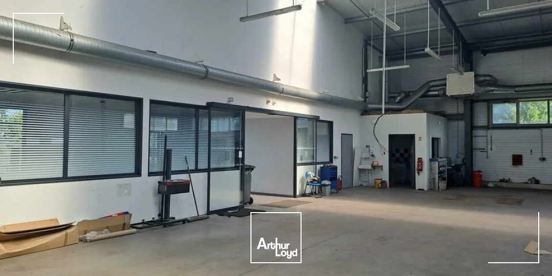 Locaux commerciaux - Location - CHATELLERAULT - 86100 - 740-740 - 7796850